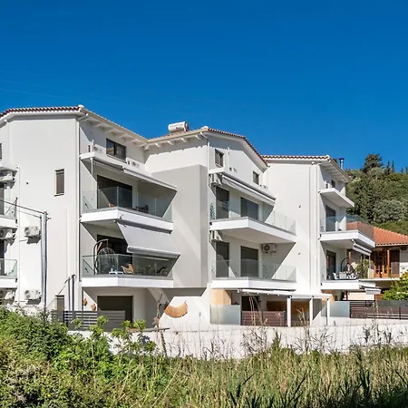 Apartament Mella Roa - Emer Nikiana